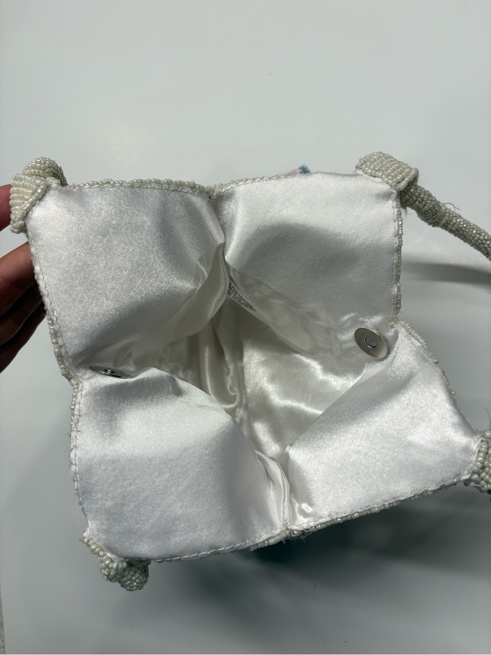 Hand-Beaded Beachy Lobster Stripe Purse in White, Gold & Red Brand New - Picture 4 of 8